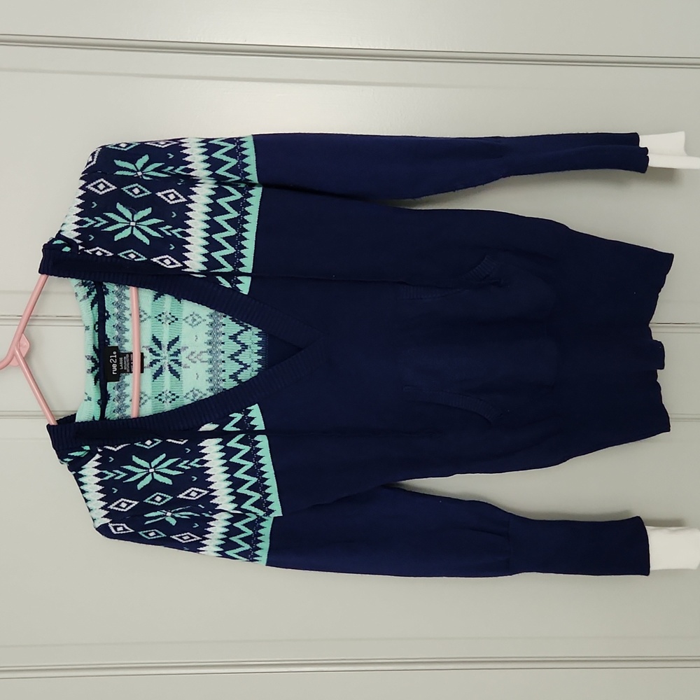 Hooded Sweater
